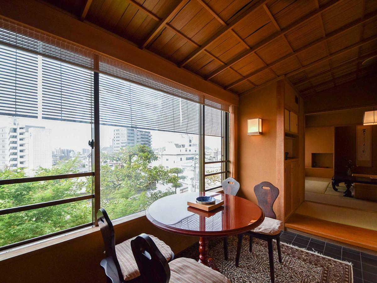 Yamatoya Besso Hotel Matsuyama  Exterior photo